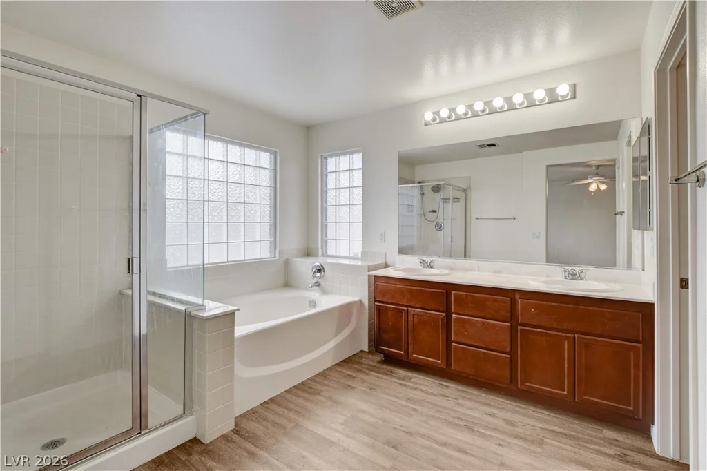 931 APPALOOSA HILLS, North Las Vegas, NV 89081