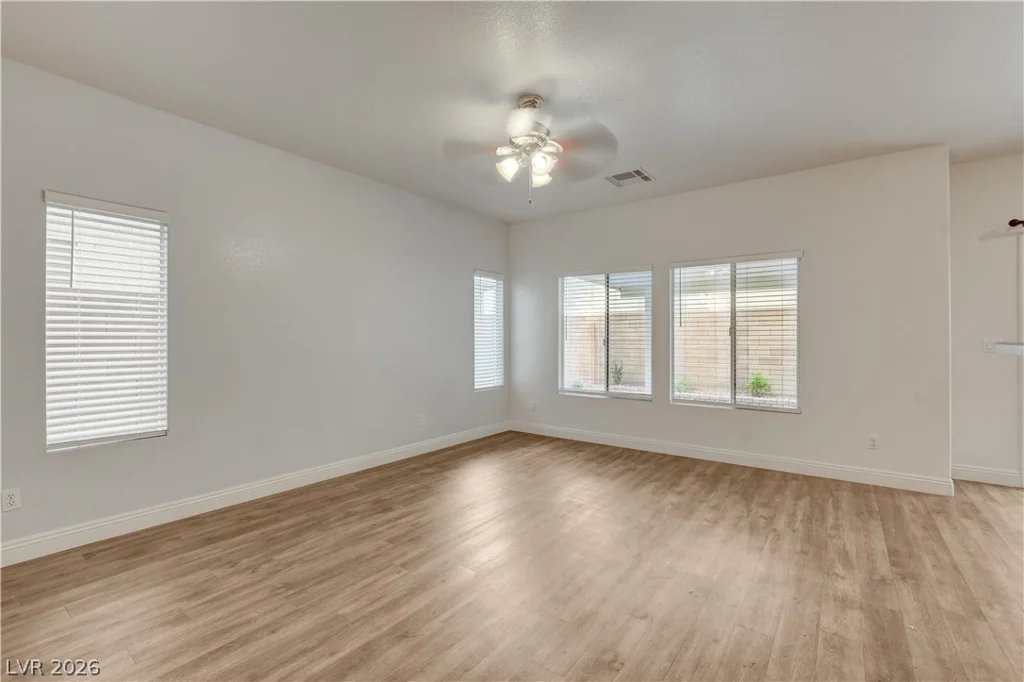 931 APPALOOSA HILLS, North Las Vegas, NV 89081