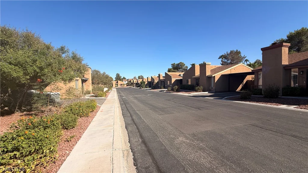 6508 Pinon Pine, Las Vegas, NV 89108