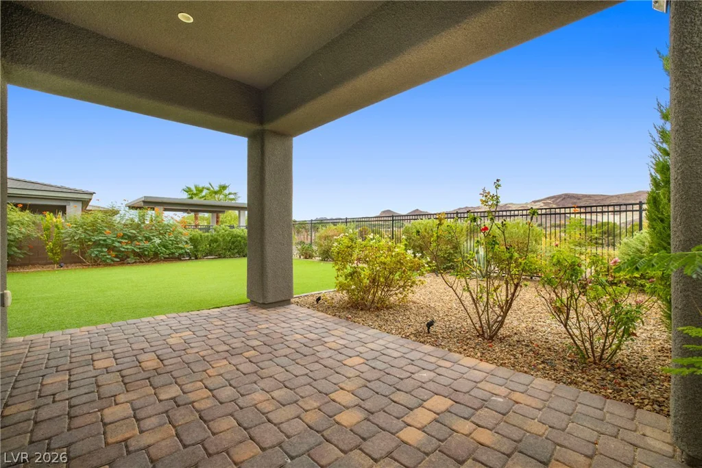 37 Reflection Bay, Henderson, NV 89011