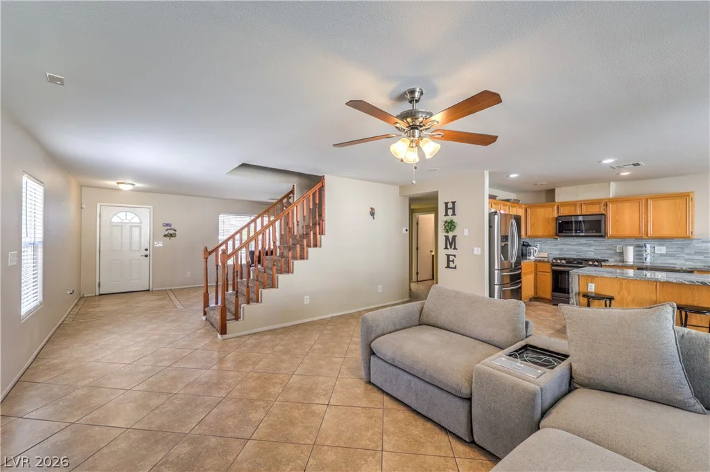 6384 Hotchkiss, Las Vegas, NV 89110