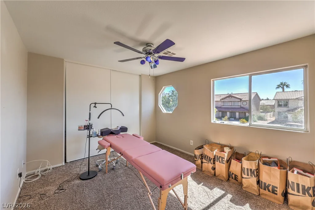 6384 Hotchkiss, Las Vegas, NV 89110