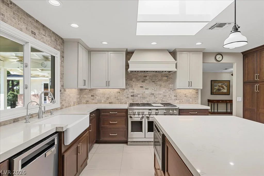 204 Rosemary, Las Vegas, NV 89107