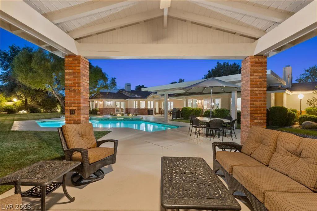 204 Rosemary, Las Vegas, NV 89107