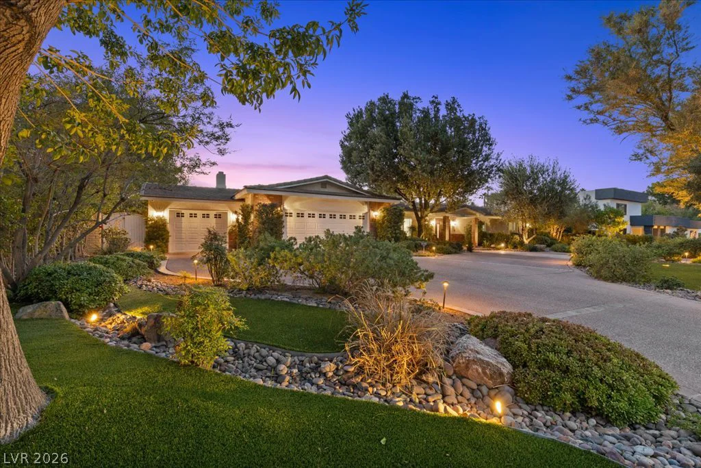 204 Rosemary, Las Vegas, NV 89107