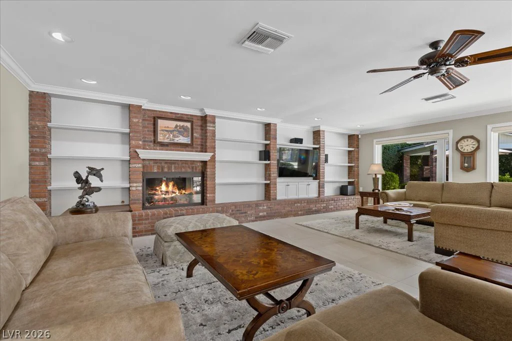 204 Rosemary, Las Vegas, NV 89107