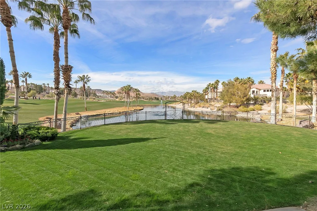 341 Arbour Garden, Las Vegas, NV 89148