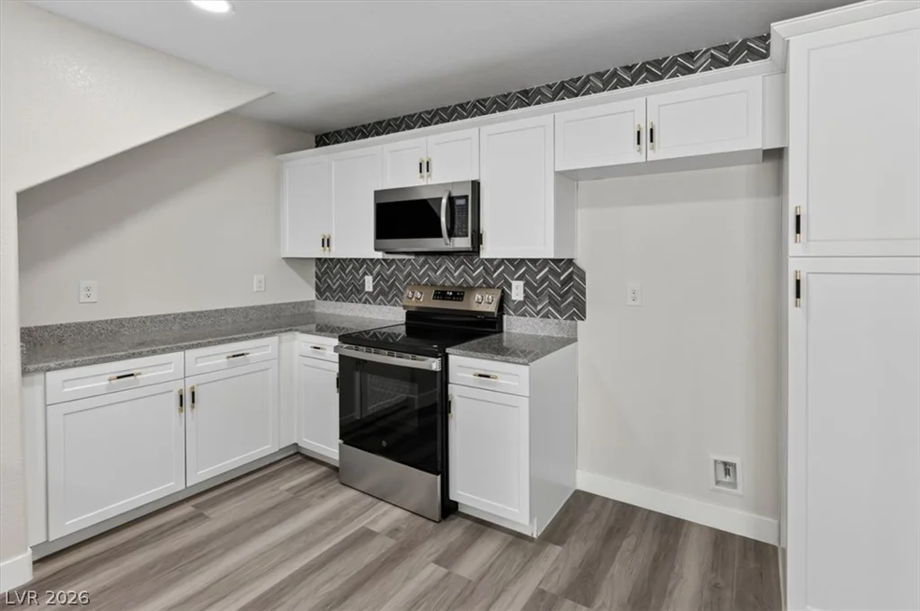 6811 Sage Gold, North Las Vegas, NV 89086