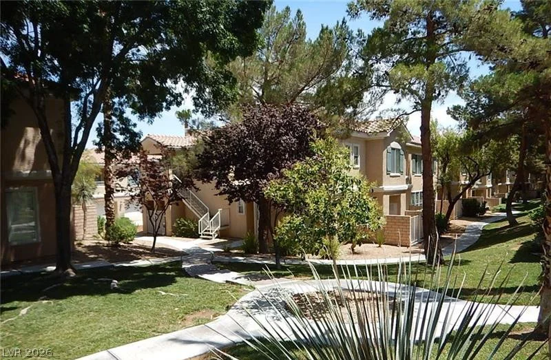 251 Green Valley, Henderson, NV 89012