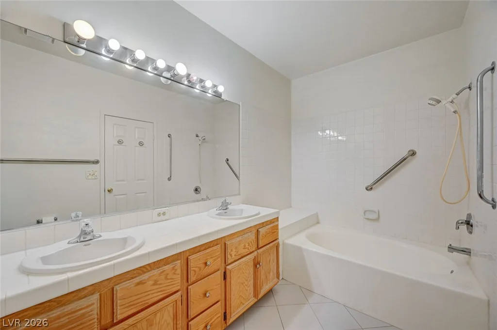 5155 Tropicana, Las Vegas, NV 89103