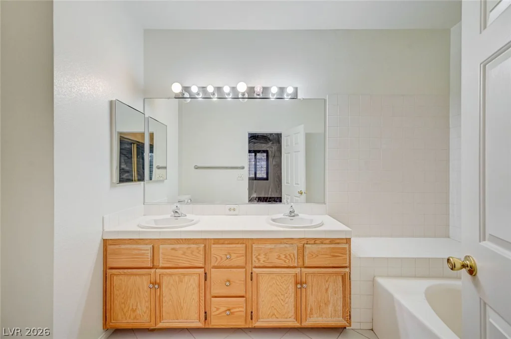 5155 Tropicana, Las Vegas, NV 89103