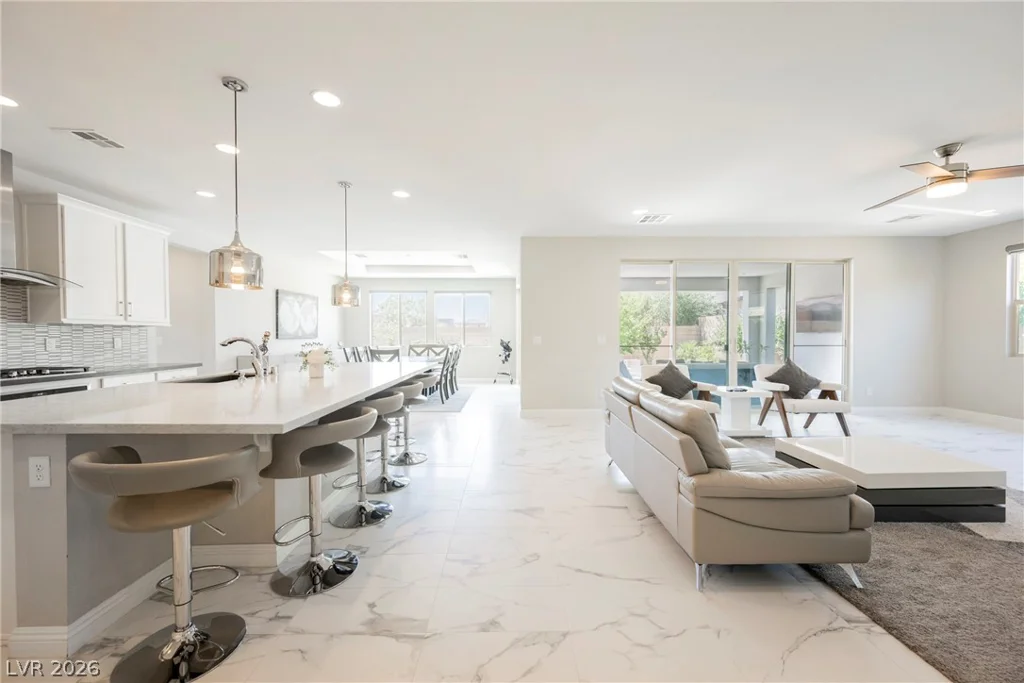 9163 Mira Linda, Las Vegas, NV 89148