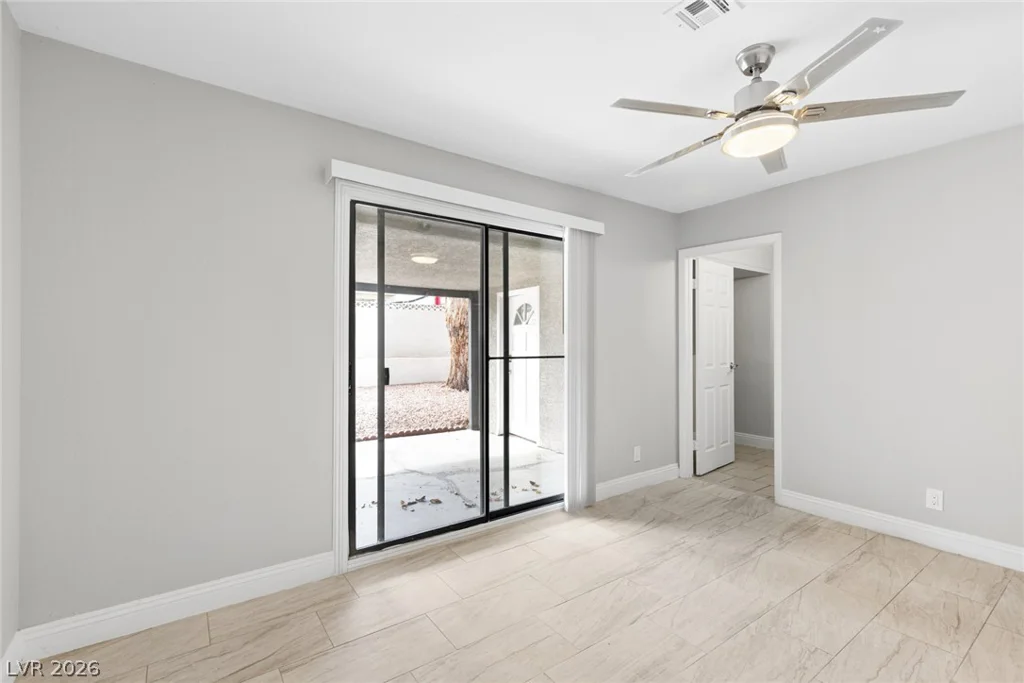 4051 Springhill, Las Vegas, NV 89121