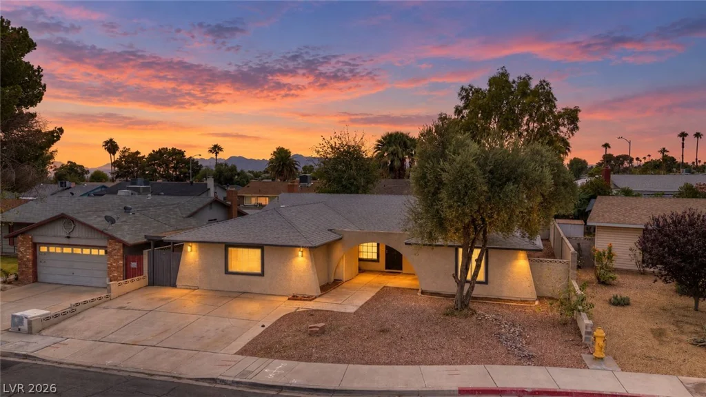 4051 Springhill, Las Vegas, NV 89121