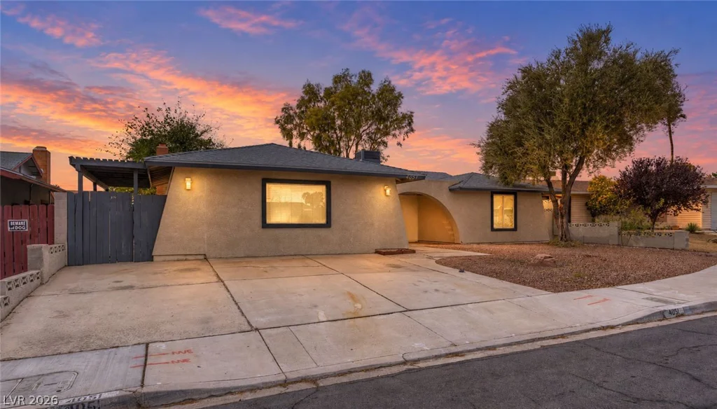 4051 Springhill, Las Vegas, NV 89121