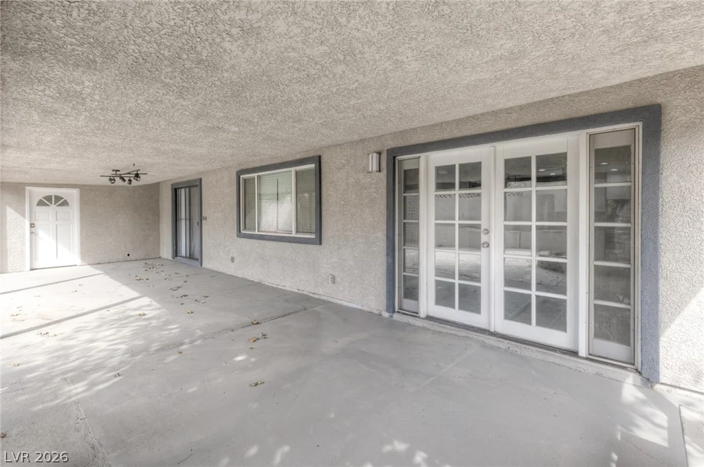 4051 Springhill, Las Vegas, NV 89121