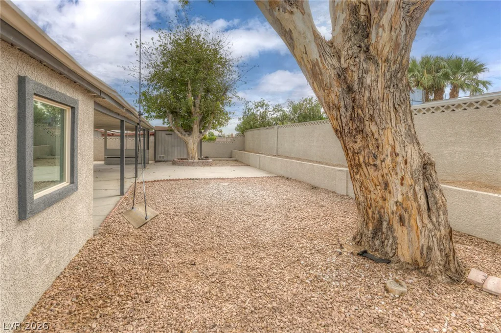4051 Springhill, Las Vegas, NV 89121