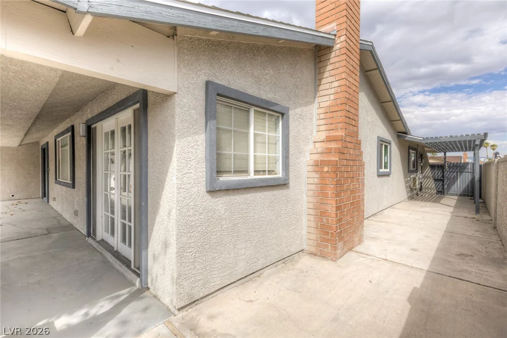4051 Springhill, Las Vegas, NV 89121