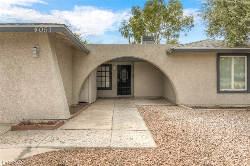 4051 Springhill, Las Vegas, NV 89121