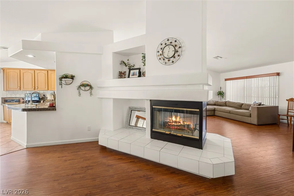 9803 Frosty Canyon, Las Vegas, NV 89183