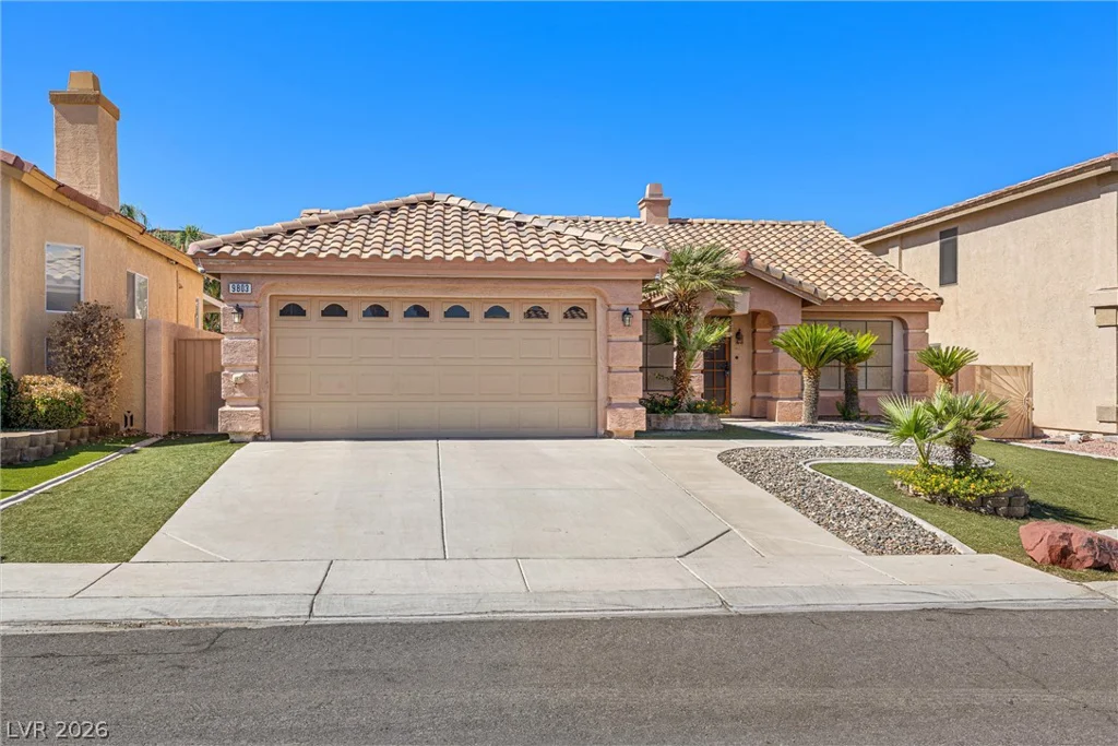 9803 Frosty Canyon, Las Vegas, NV 89183