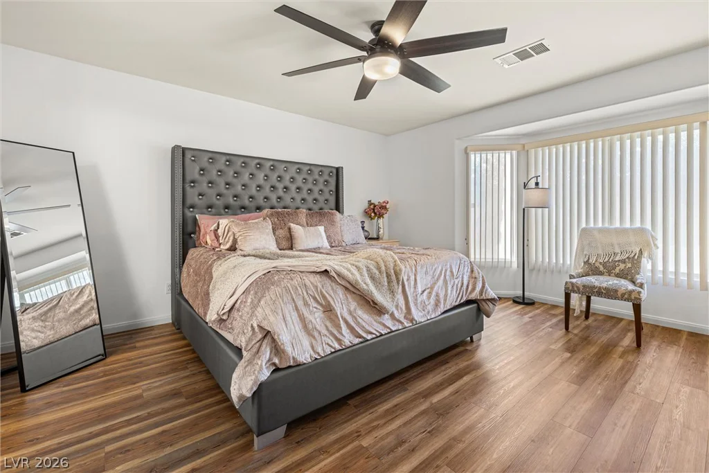 9803 Frosty Canyon, Las Vegas, NV 89183