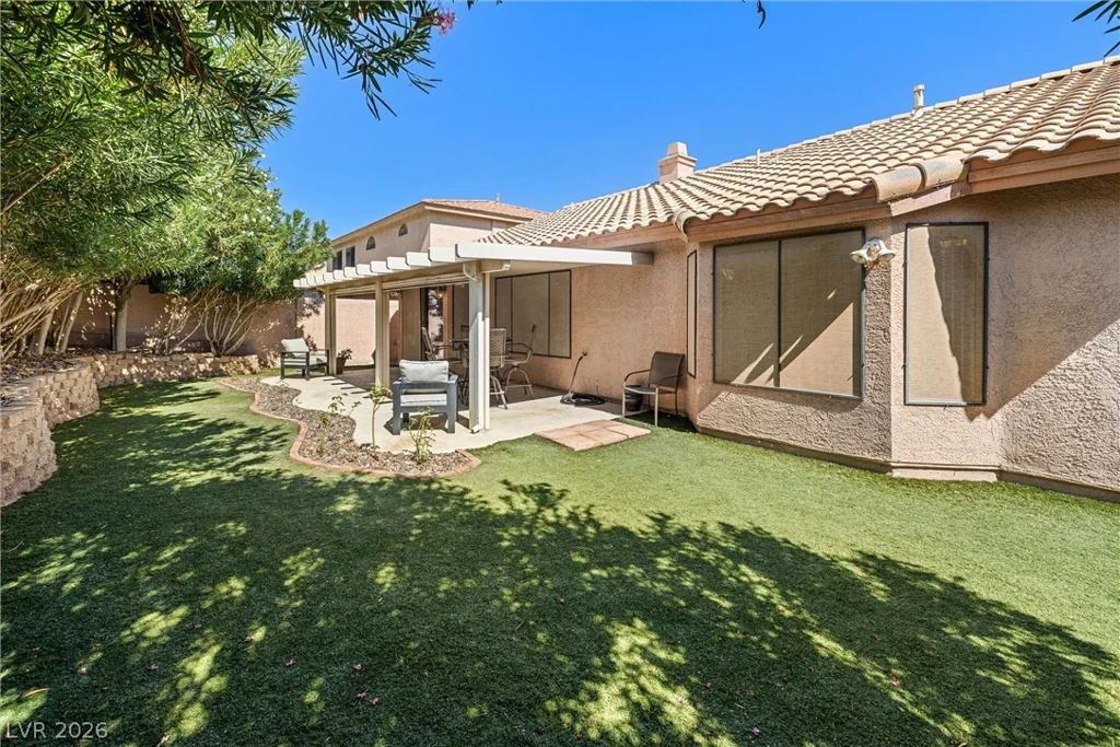 9803 Frosty Canyon, Las Vegas, NV 89183