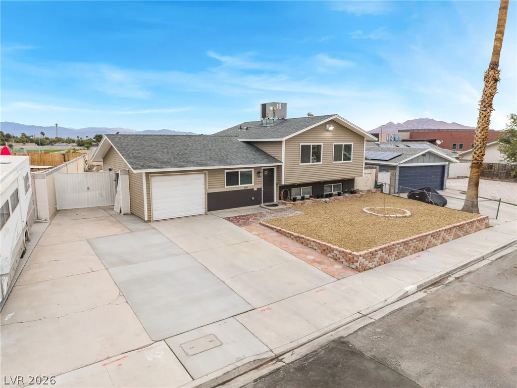 3882 Chinchilla, Las Vegas, NV 89121