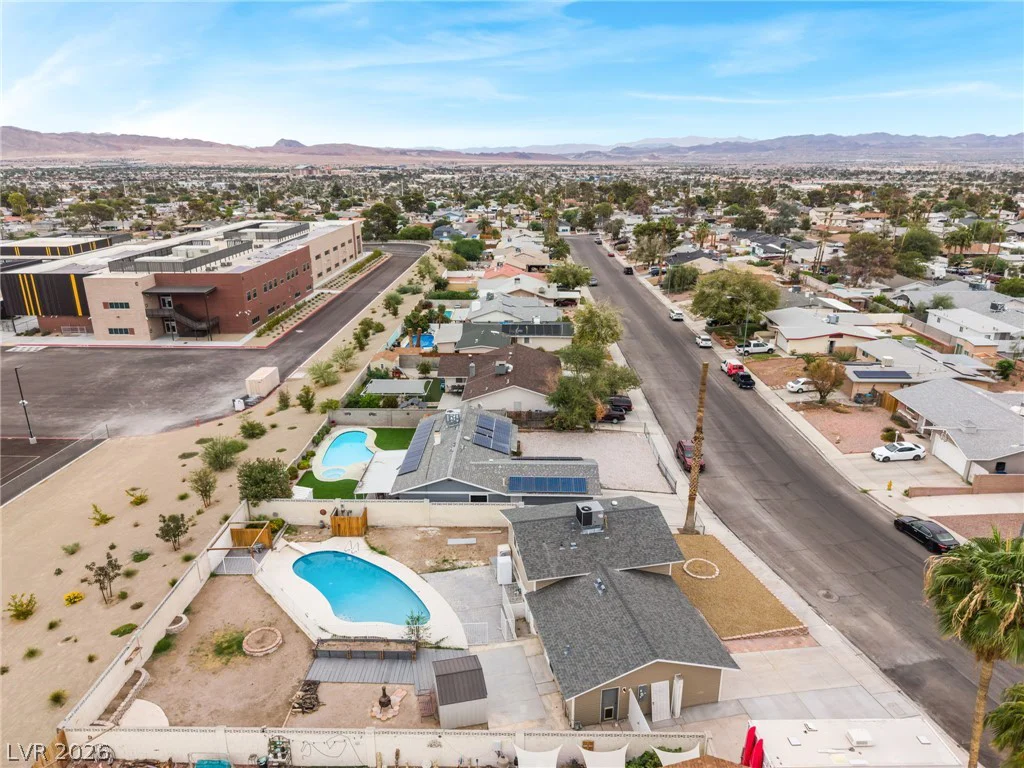 3882 Chinchilla, Las Vegas, NV 89121