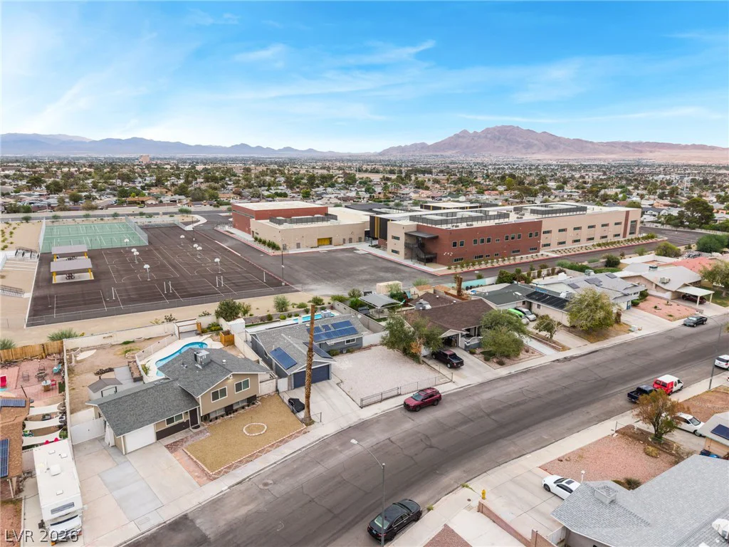 3882 Chinchilla, Las Vegas, NV 89121