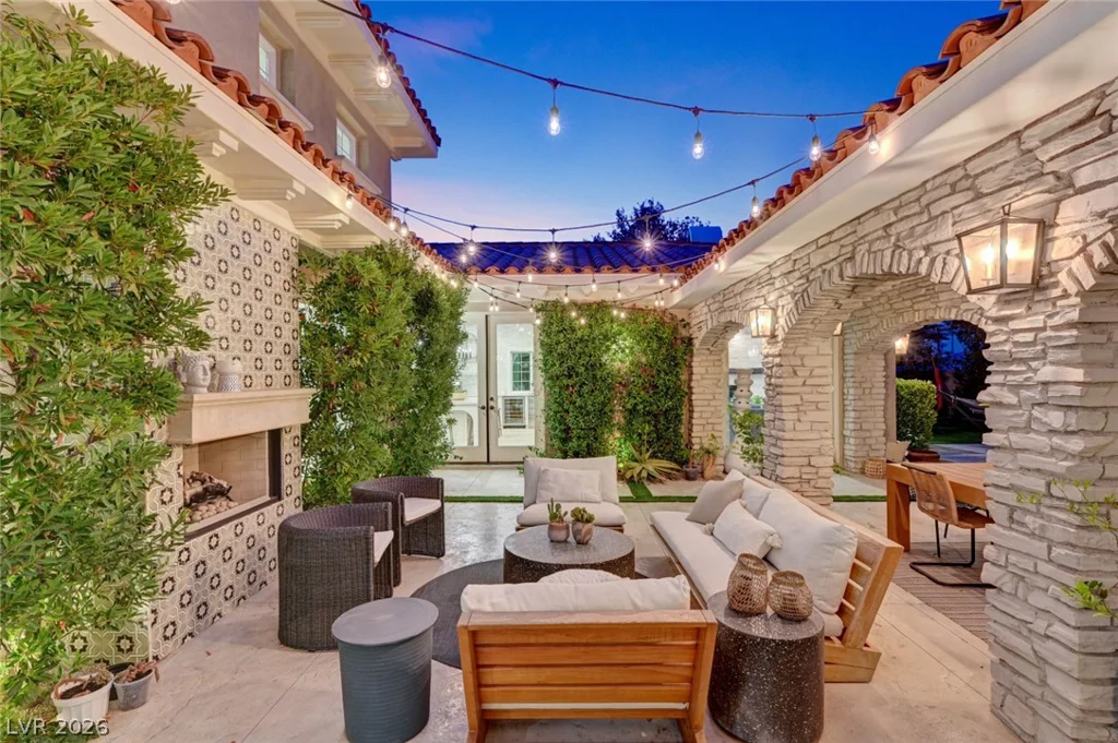 2952 Brighton Creek, Las Vegas, NV 89135