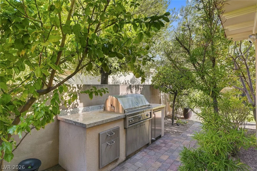 2952 Brighton Creek, Las Vegas, NV 89135
