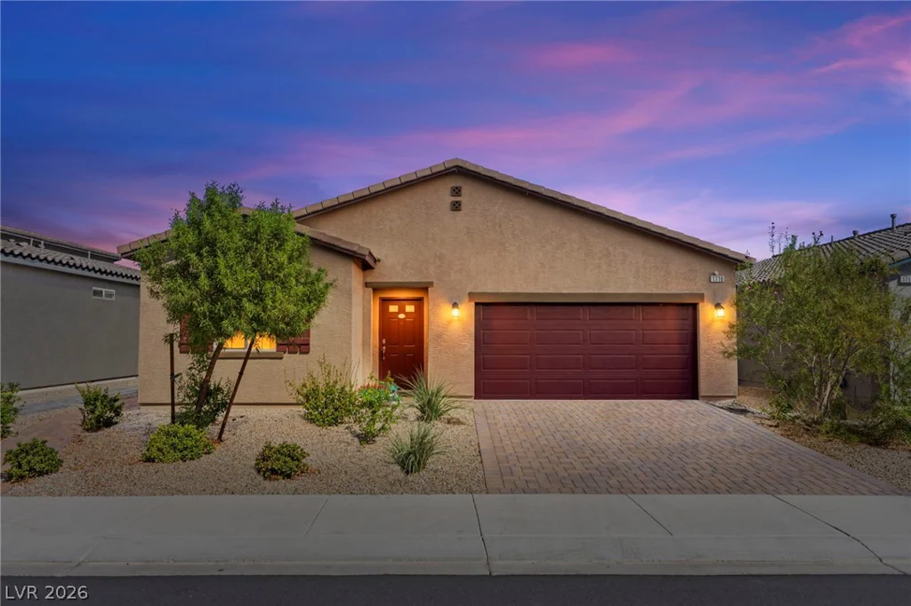 1716 Viola Falls, North Las Vegas, NV 89084