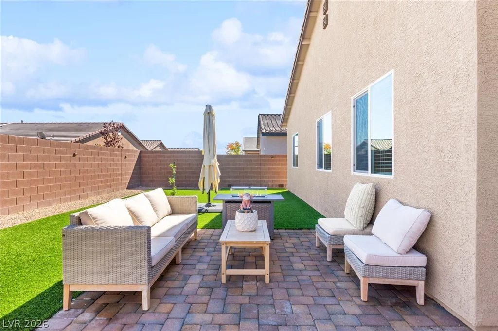 1716 Viola Falls, North Las Vegas, NV 89084