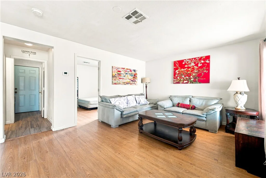 8838 Dove Cove, Las Vegas, NV 89129