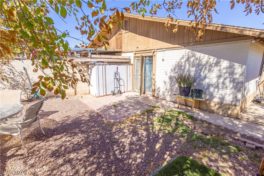 4529 Halbert, Las Vegas, NV 89110