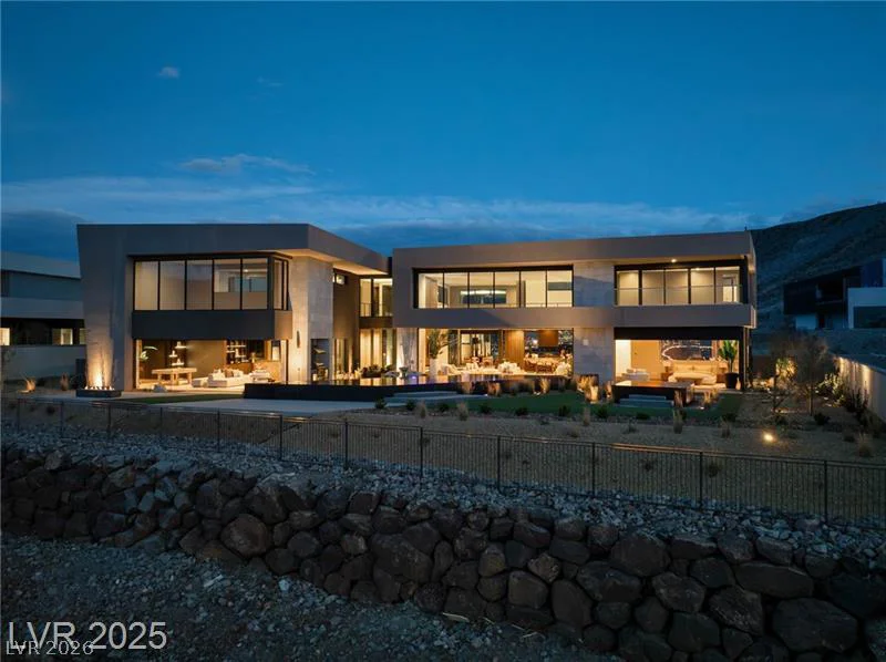 12 Chisel Crest, Henderson, NV 89012