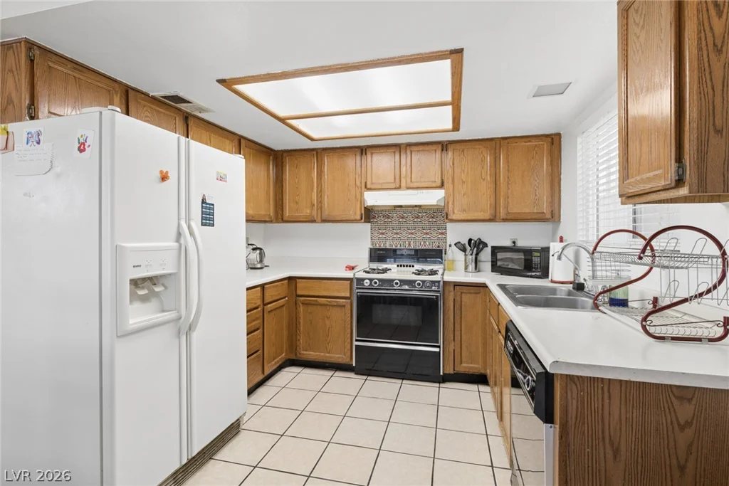 4166 Tolkien, Las Vegas, NV 89115