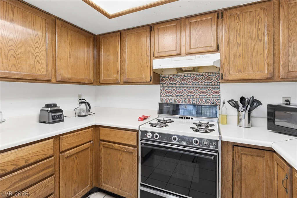 4166 Tolkien, Las Vegas, NV 89115