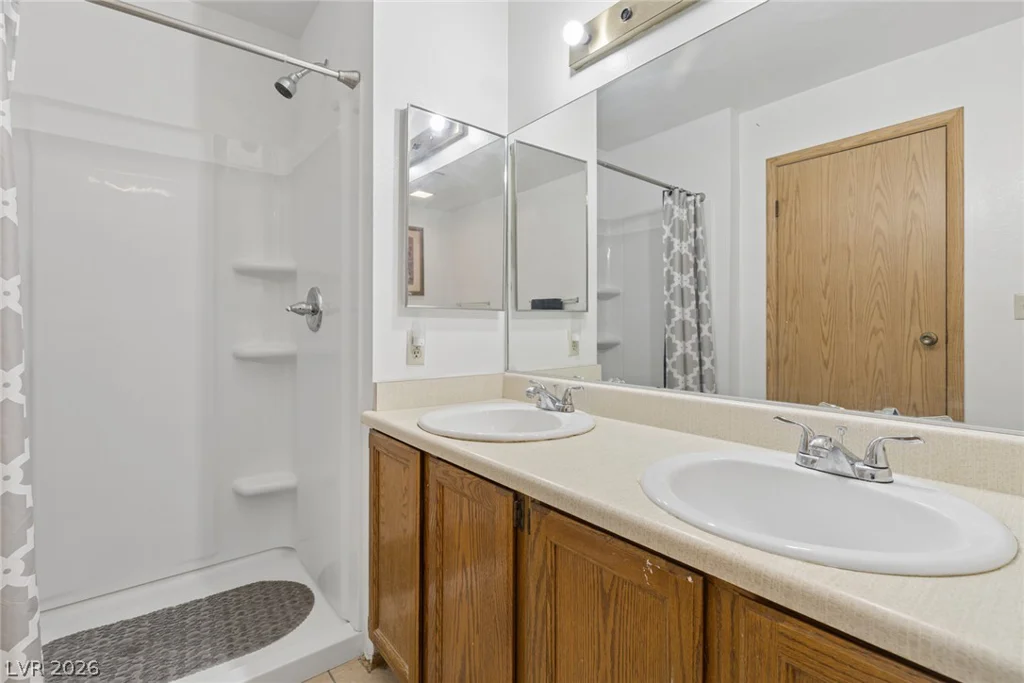 4166 Tolkien, Las Vegas, NV 89115