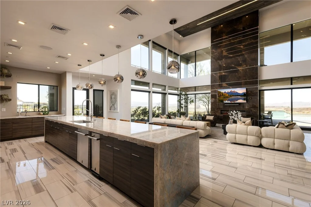 629 Dragon Peak, Henderson, NV 89012