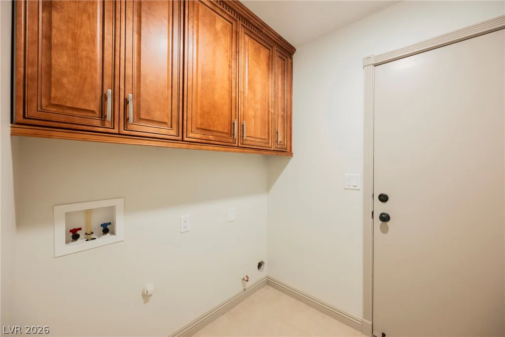 6249 Saginaw, Las Vegas, NV 89108
