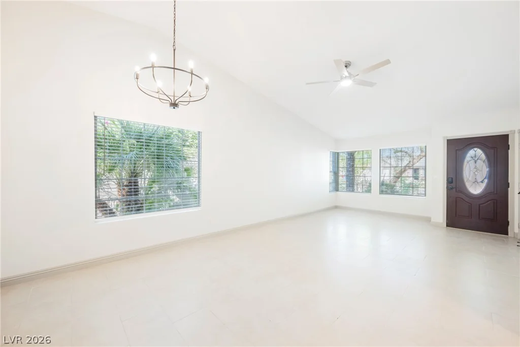 6249 Saginaw, Las Vegas, NV 89108