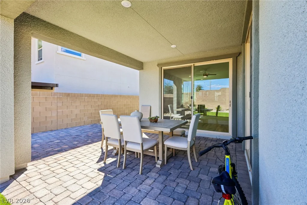 12470 Madison Park, Las Vegas, NV 89138