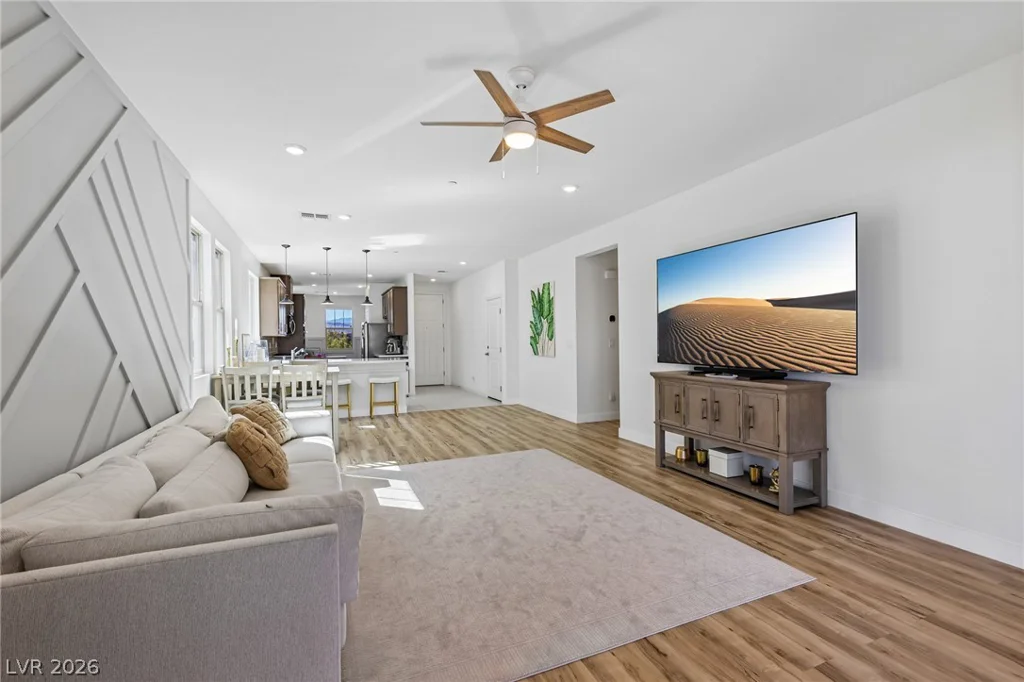 12470 Madison Park, Las Vegas, NV 89138