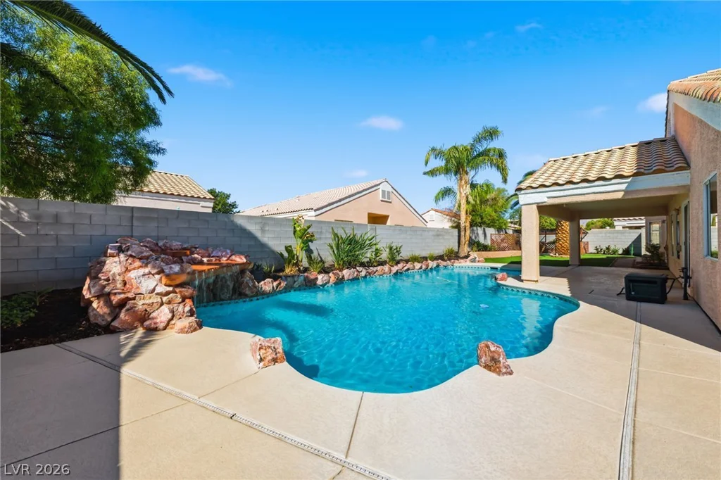 7015 Wild Wave, Las Vegas, NV 89131