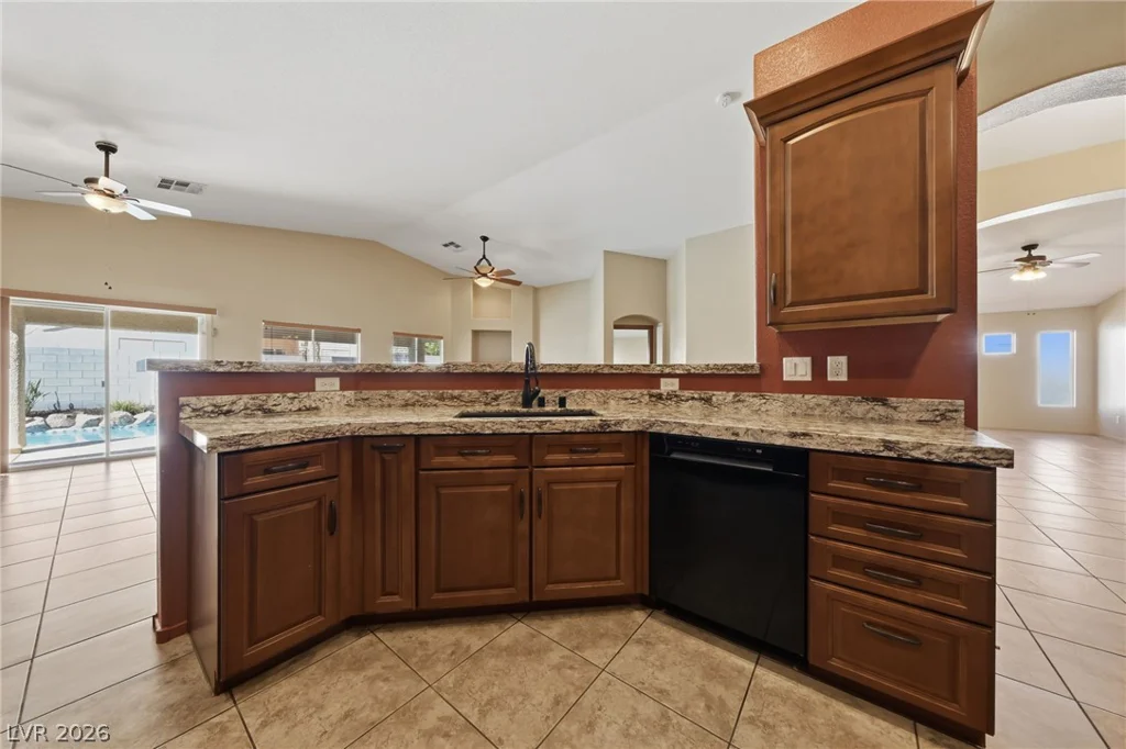 7015 Wild Wave, Las Vegas, NV 89131