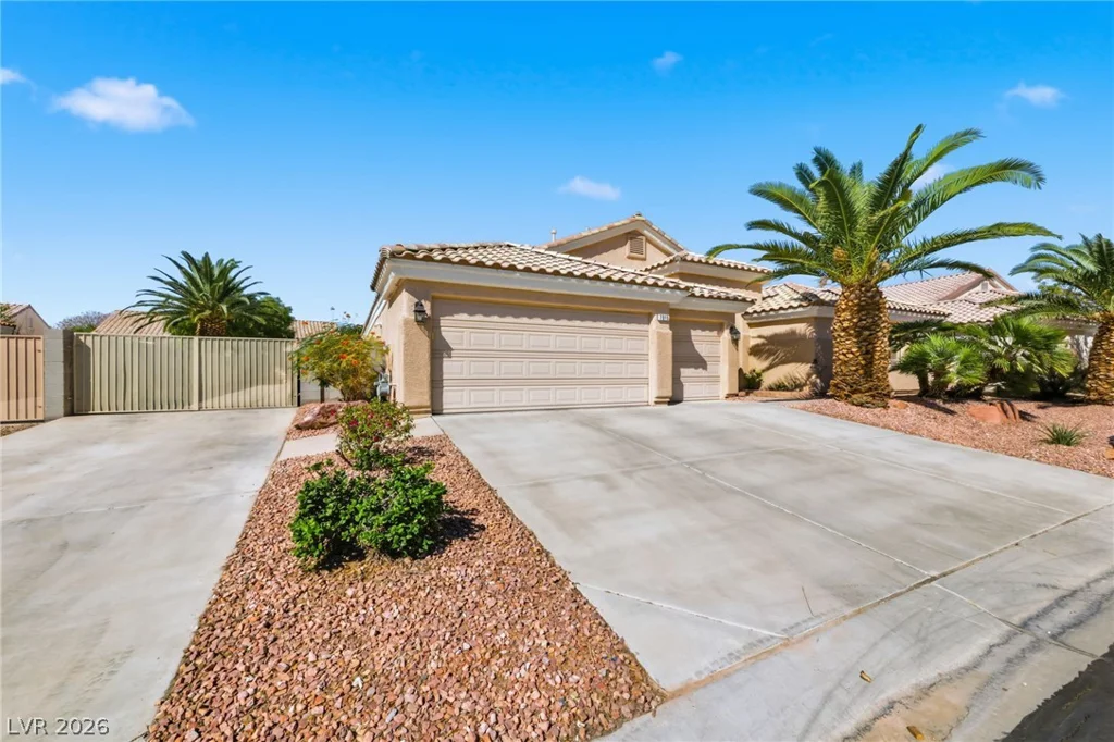 7015 Wild Wave, Las Vegas, NV 89131