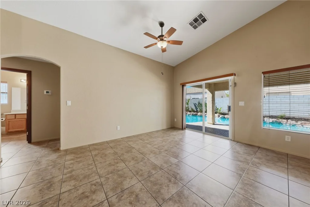 7015 Wild Wave, Las Vegas, NV 89131
