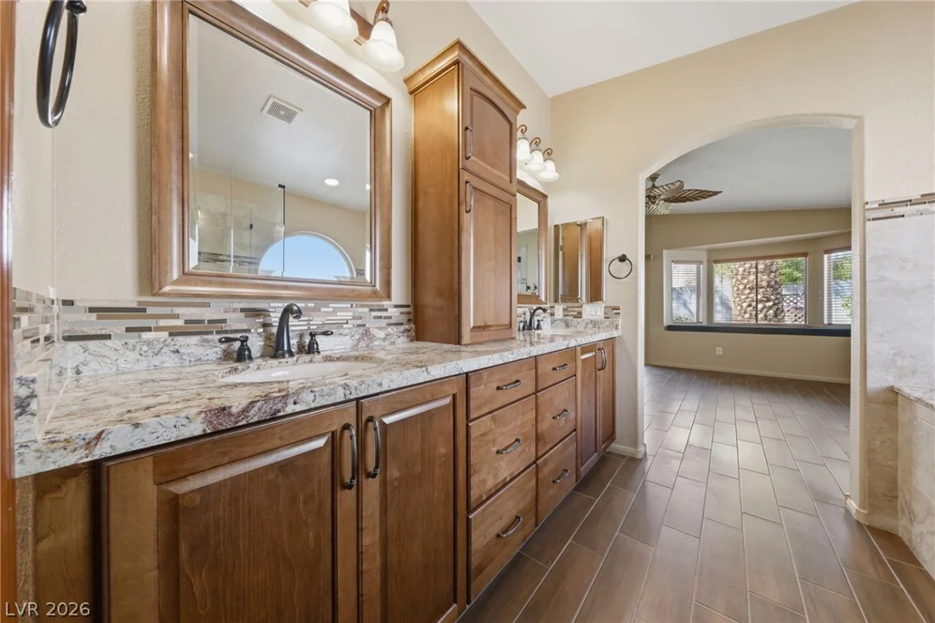 7015 Wild Wave, Las Vegas, NV 89131